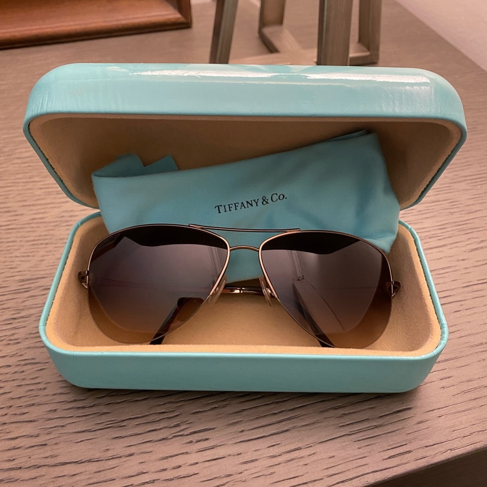 Tiffany & co aviator sunglasses